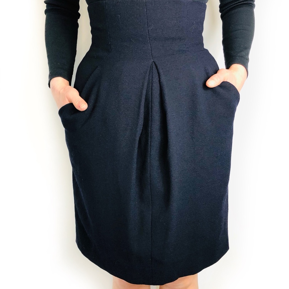 VTG High Waisted black wool skirt w/ pockets